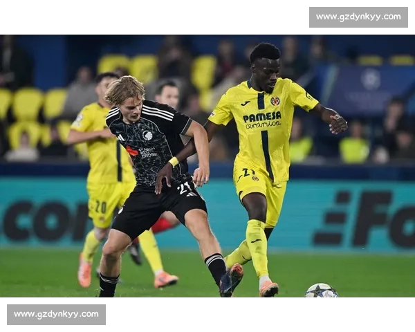 球迷热议赛场内外观点碰撞情绪共鸣引发持续讨论与球队未来走向